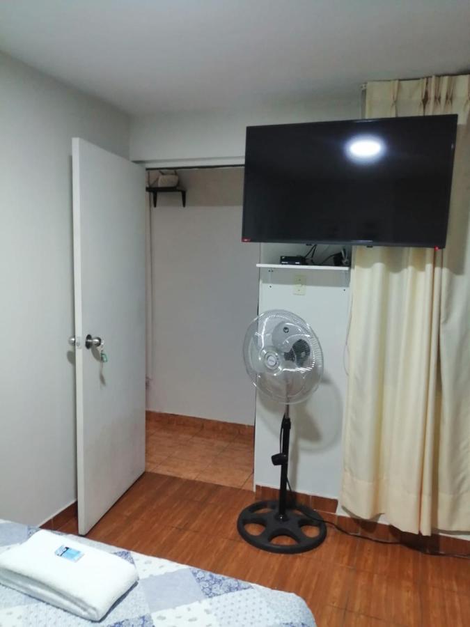 Lopez House Apartment Лима Екстериор снимка